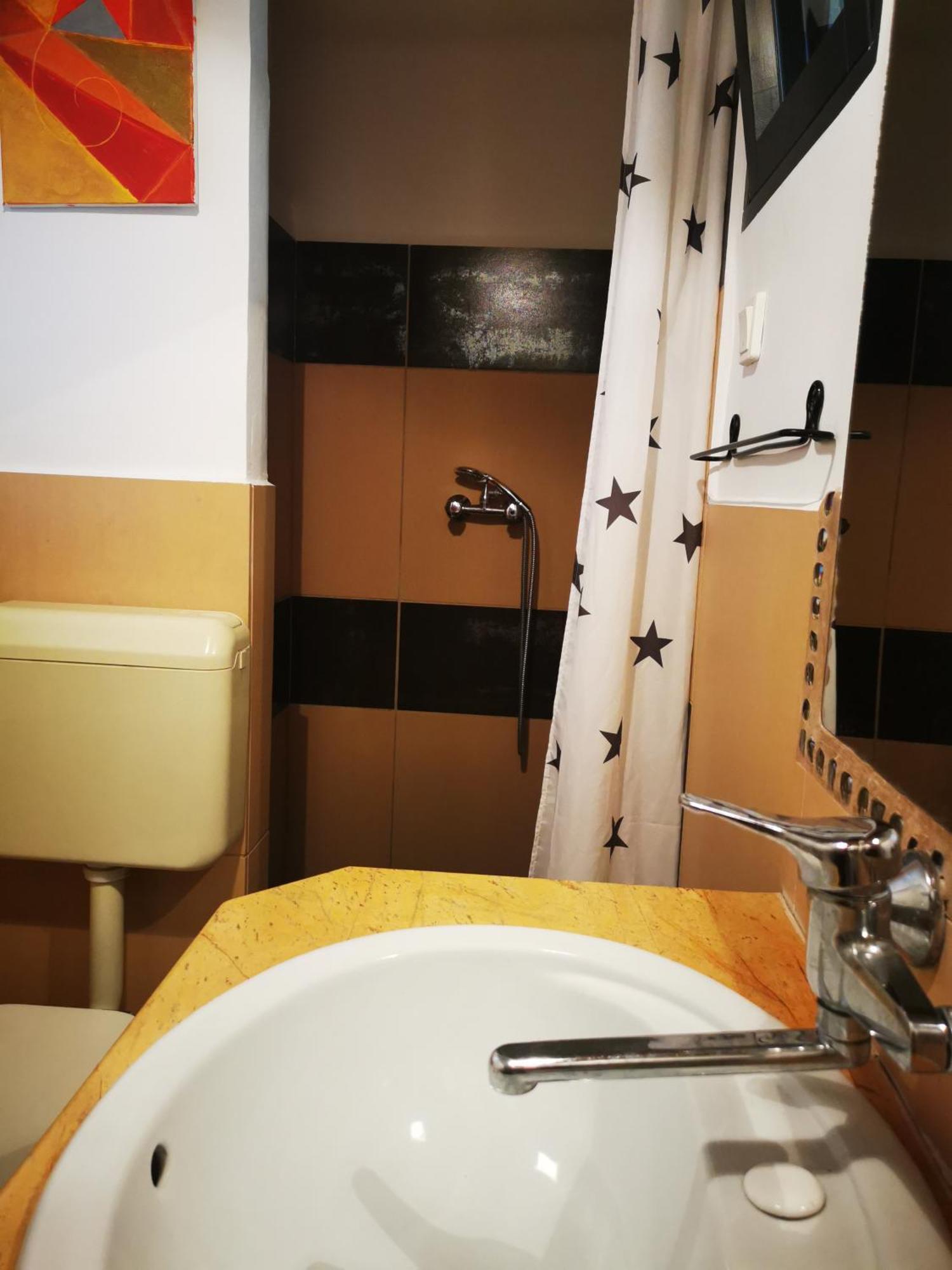 Arlekin Apartman Appartement Hévíz Buitenkant foto