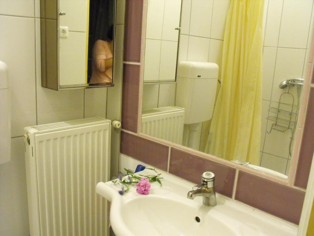 Arlekin Apartman Appartement Hévíz Buitenkant foto